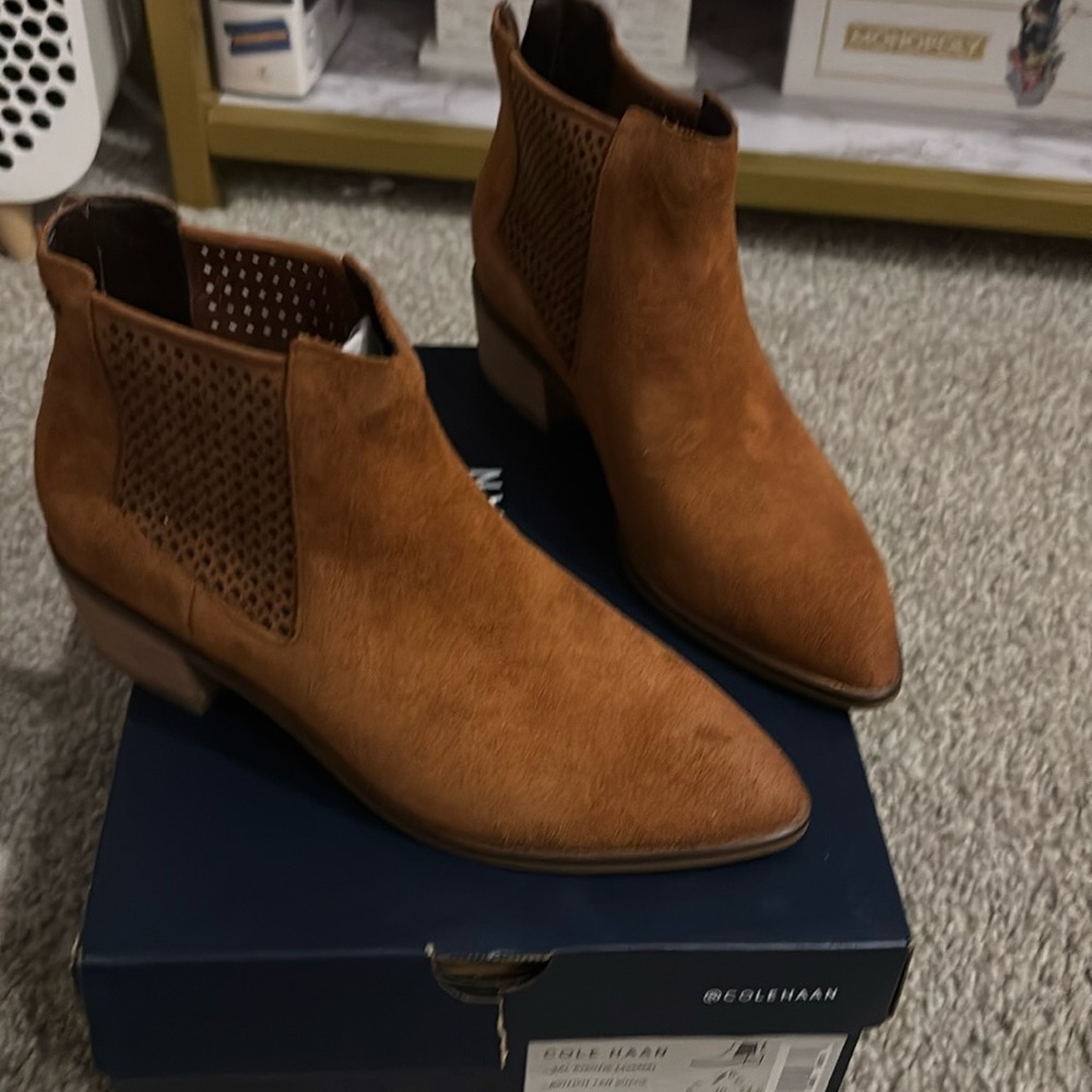 Cole haan tan suede ankle boots